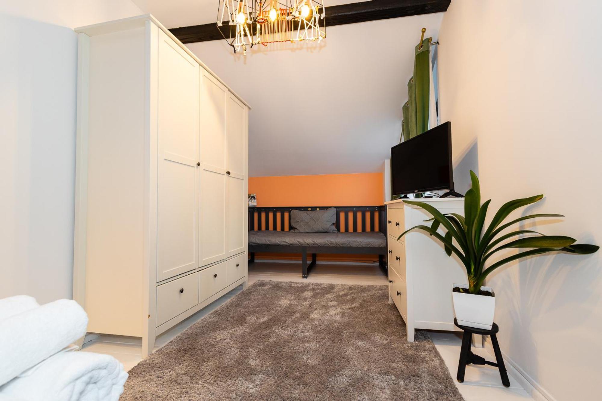 Bed and Breakfast In Longfield Town Câmpulung Moldovenesc Exterior foto